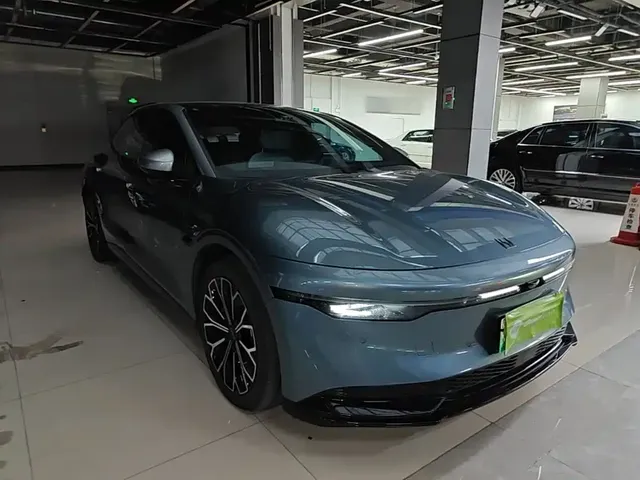 2024 Zeekr 007 EV 4WD 100kWh