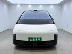2025 Li Auto MEGA Ultra Smart Refresh, белый — фото 2