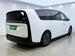 2025 Li Auto MEGA Ultra Smart Refresh, белый — фото 4