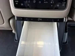 2025 Li Auto MEGA Ultra Smart Refresh, белый — фото 21