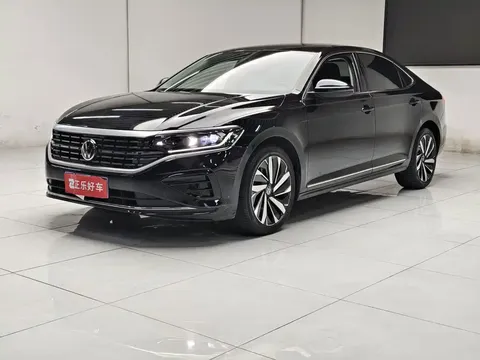 2023 Volkswagen Passat 330TSI Elite