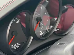 2022 Porsche 718 Cayman S 2.5T, белый — фото 7