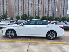 2022 Nissan Teana 2.0L XL-TLS, белый — фото 4