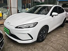 2025 BYD Seal 05 PHEV DM-i Smart Drive 55km Luxury, белый — фото 1