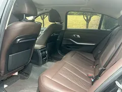 2022 BMW 3 Series 325Li M Sport, чёрный — фото 4