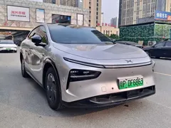 2025 Xpeng G7 702 Long Range Max — фото 2