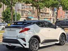 2020 Toyota C-HR 2.0L, белый — фото 7