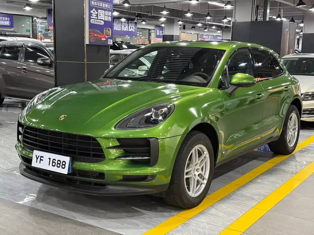 2018 Porsche Macan 2.0T