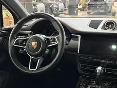 2018 Porsche Macan 2.0T, зелёный — фото 13