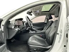 2023 Hyundai Elantra 1.5L CVT LUX Premium, белый — фото 4