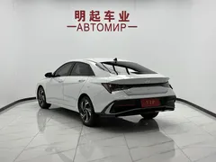 2023 Hyundai Elantra 1.5L CVT LUX Premium, белый — фото 7