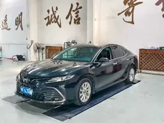 2021 Toyota Camry 2.0G Luxury, чёрный — фото 1