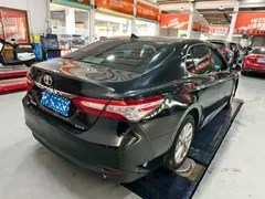 2021 Toyota Camry 2.0G Luxury, чёрный — фото 3