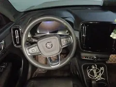 2024 Volvo XC40 Fashion, белый — фото 11