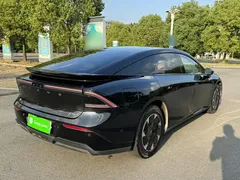2024 Xpeng P7+ Long Range Max, чёрный — фото 13