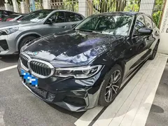 2022 BMW 3 Series 325Li M Sport, чёрный — фото 1