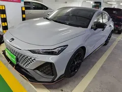 2022 Changan UNI-V 2.0T — фото 1