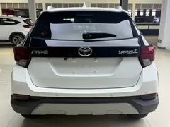 2022 Toyota Yaris L Zhixuan 1.5L CVT Luxury Plus, белый — фото 16