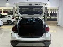 2022 Toyota Yaris L Zhixuan 1.5L CVT Luxury Plus, белый — фото 18