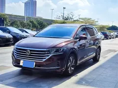 2020 Volkswagen Viloran 330TSI Luxury — фото 1