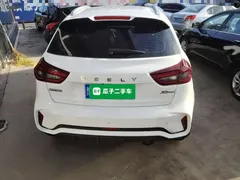 2021 Geely Vision X3 1.5L CVT Premium, белый — фото 6
