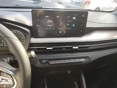 2021 Geely Vision X3 1.5L CVT Premium, белый — фото 13