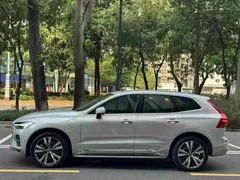 2022 Volvo XC60 T8 PHEV 4WD Luxury — фото 2