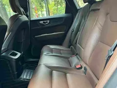 2022 Volvo XC60 T8 PHEV 4WD Luxury — фото 10