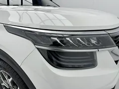 2021 Kia Seltos 1.5L CVT Trend, белый — фото 10