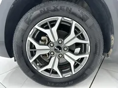 2021 Kia Seltos 1.5L CVT Trend, белый — фото 13