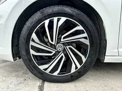 2021 Volkswagen Sagitar 280TSI DSG Luxury Smart, белый — фото 17