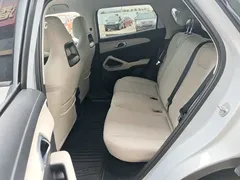 2024 BYD Yuan UP 301km Leading, белый — фото 17
