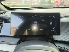 2024 BYD Qin PLUS Honor DM-i PHEV 55km Leading — фото 12
