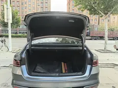 2024 BYD Qin PLUS Honor DM-i PHEV 55km Leading — фото 19