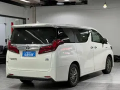 2021 Toyota Alphard Hybrid 2.5L Premium, белый — фото 4