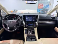 2021 Toyota Alphard Hybrid 2.5L Premium, белый — фото 9