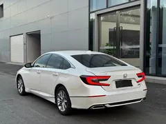 2022 Honda Accord 260TURBO Luxury, белый — фото 18
