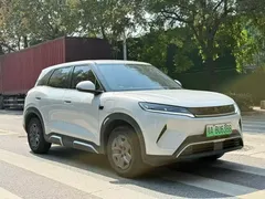 2025 BYD Yuan UP Smart Driving 401km — фото 3