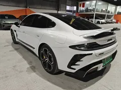 2024 Xiaomi SU7 4WD Long Range Advanced ADAS Max, белый — фото 7