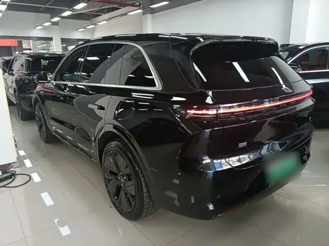 2024 Li Auto L6