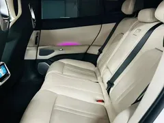 2025 Xiaomi YU7 4WD Max, белый — фото 9