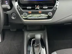 2021 Toyota Corolla 1.2T S-CVT Elite Plus, белый — фото 17