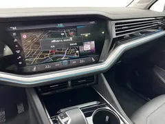 2022 Volkswagen Touareg 3.0TSI Black Sport Package, чёрный — фото 12