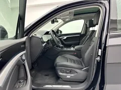 2022 Volkswagen Touareg 3.0TSI Black Sport Package, чёрный — фото 18