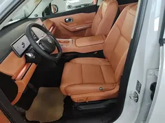 2026 Leapmotor C16 EV 630 LiDAR 6-seat, белый — фото 15