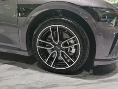 2026 Zeekr 007 GT RWD Max 75kWh EV — фото 17