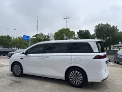 2026 BYD Xia DM-i PHEV 1.5T 218km Excellence, белый — фото 9