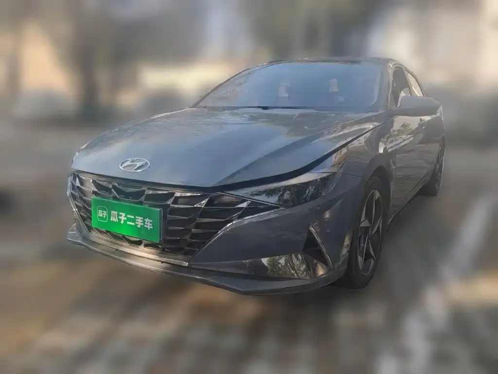 2022 Hyundai Elantra 1.5L CVT LUX Premium