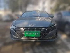 2022 Hyundai Elantra 1.5L CVT LUX Premium — фото 2