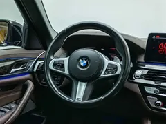 2021 BMW 5 Series 530Li Leading M Sport Package, чёрный — фото 18